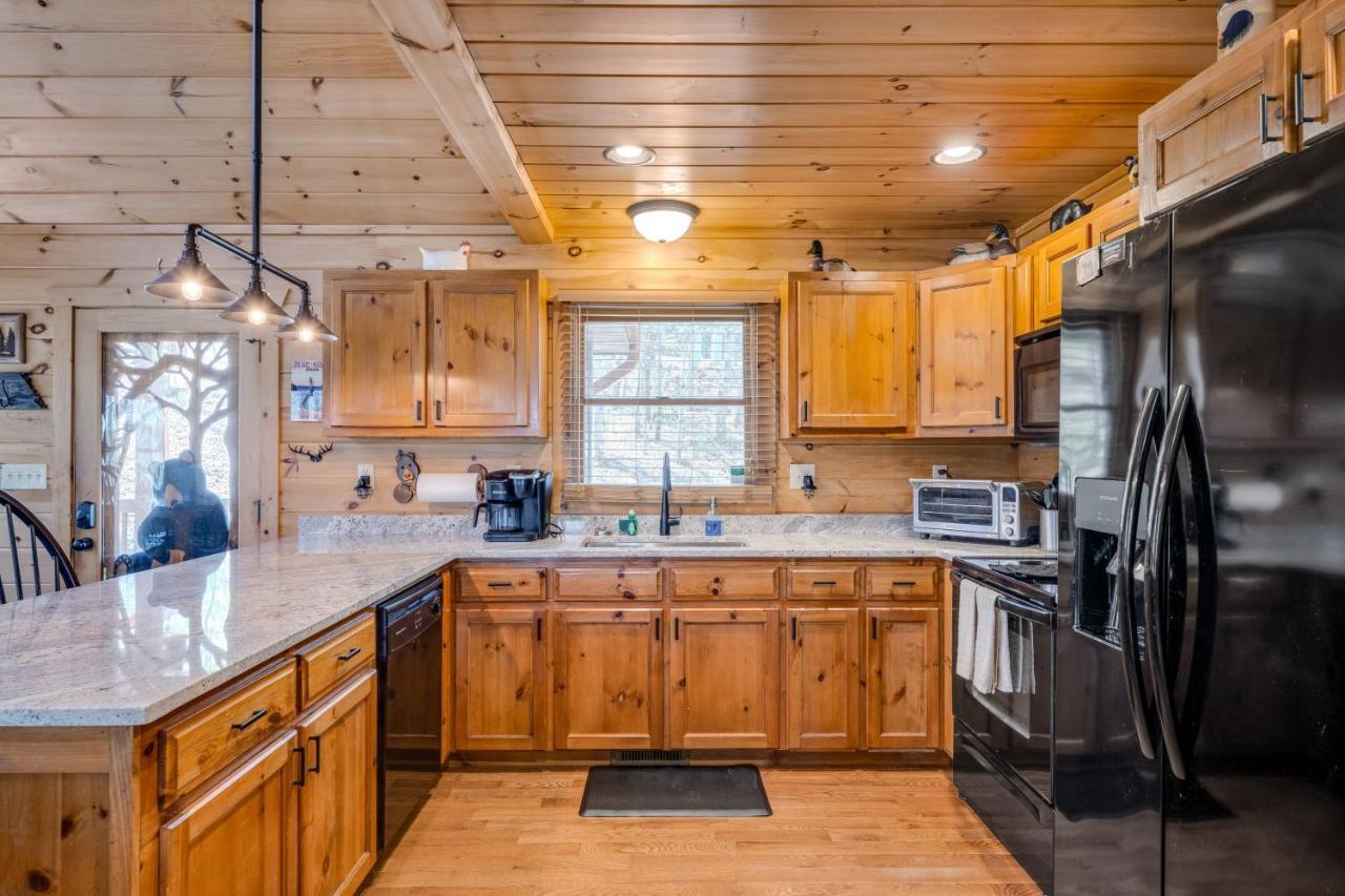 Blue Ridge Bear Bungalow Exterior photo