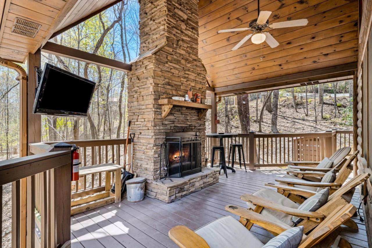 Blue Ridge Bear Bungalow Exterior photo